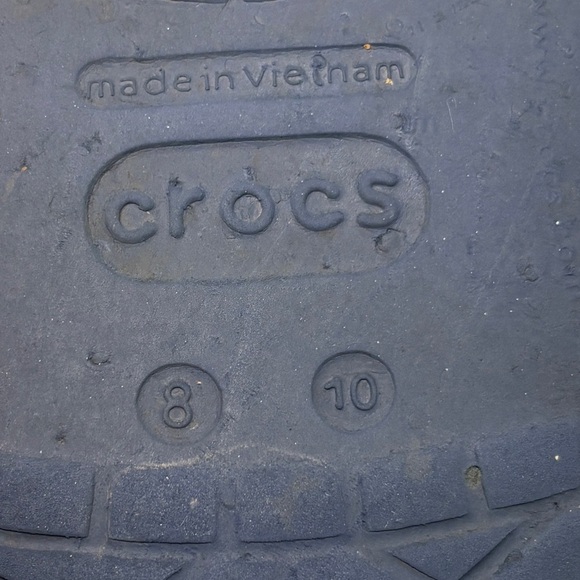 Unisex Crocs Navy with Red Trim men’s size 8 women’s size 10 - Picture 8 of 8